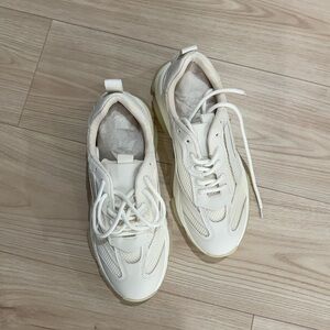 Steve Madden sneakers
